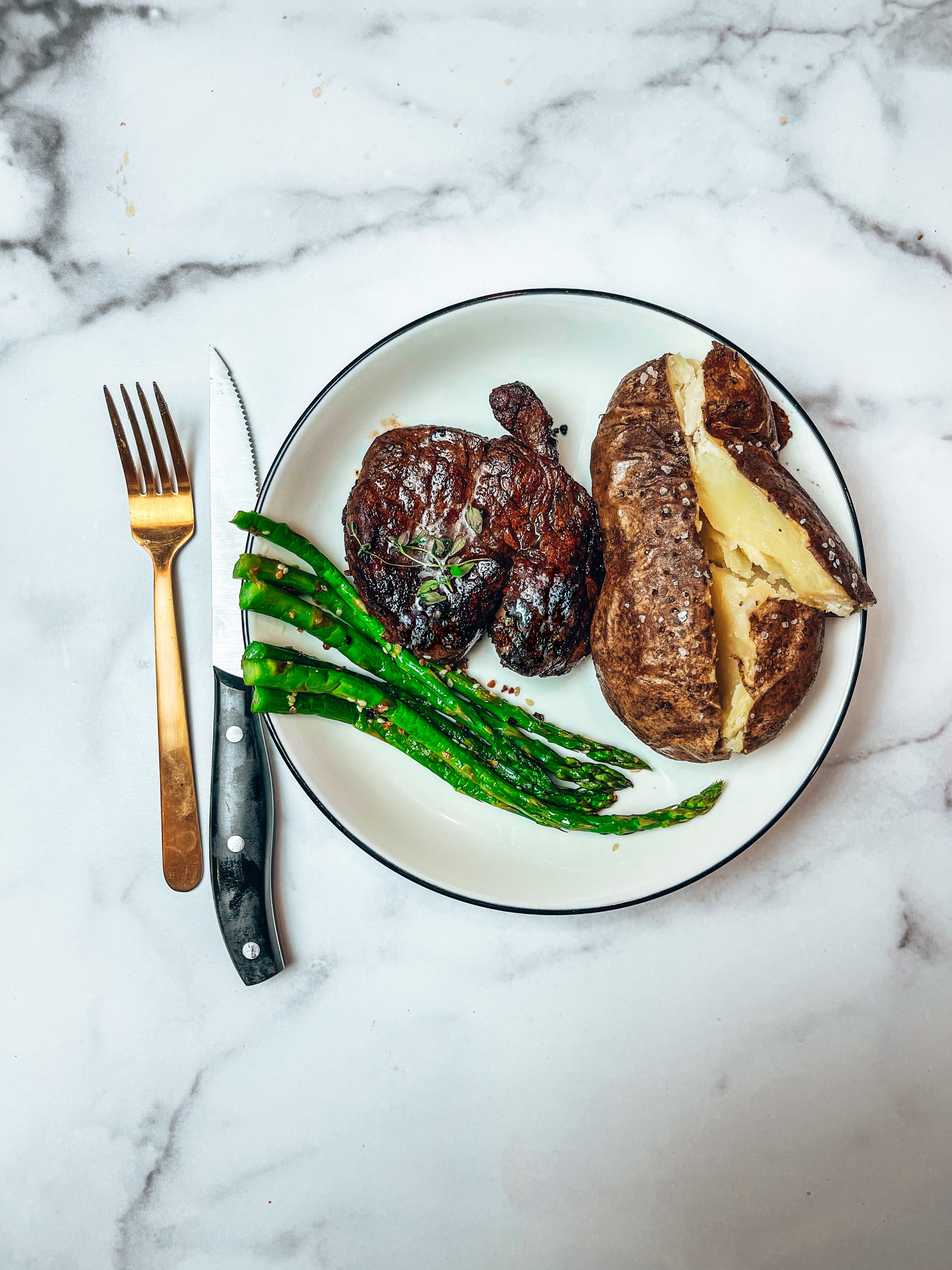 Perfect Garlic Butter Pan Seared Steak