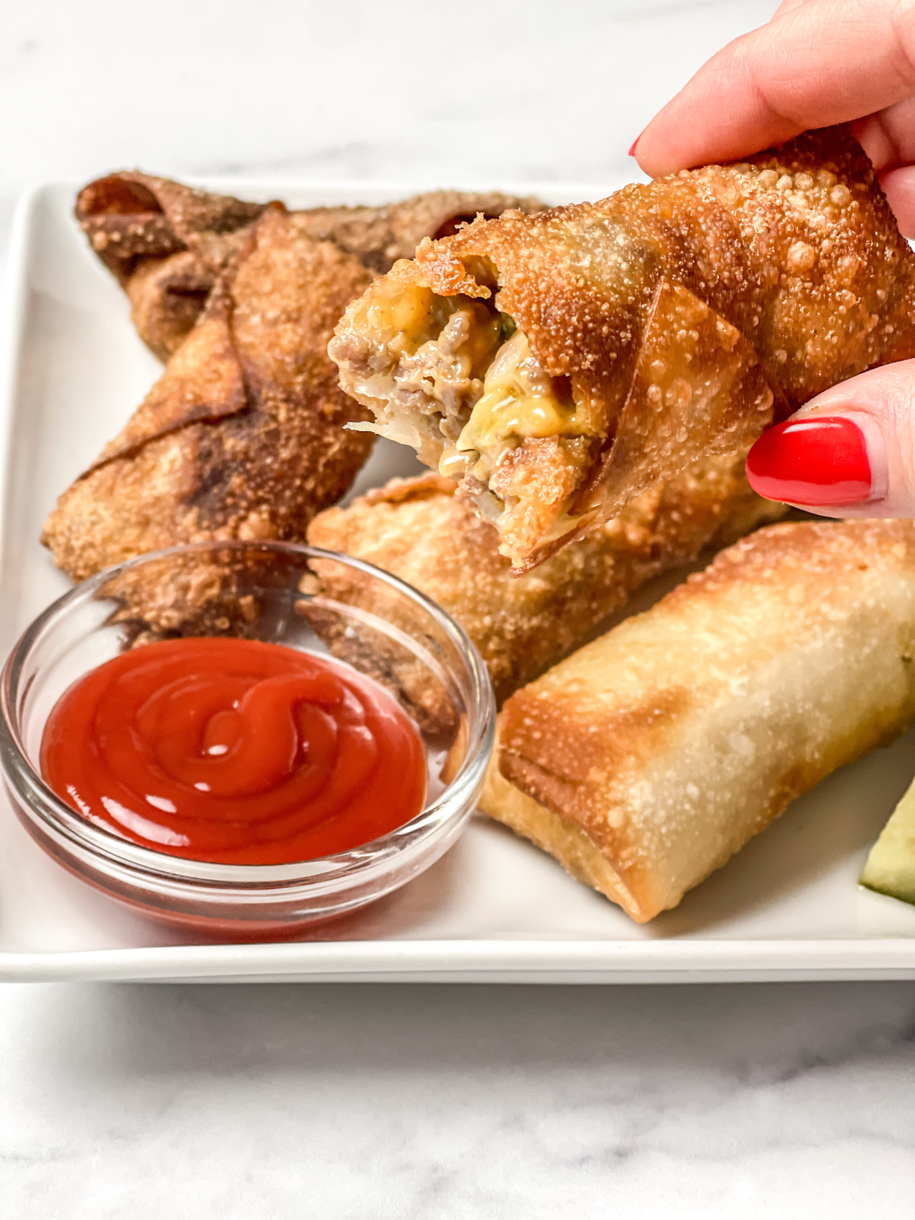 Cheeseburger Egg Rolls
