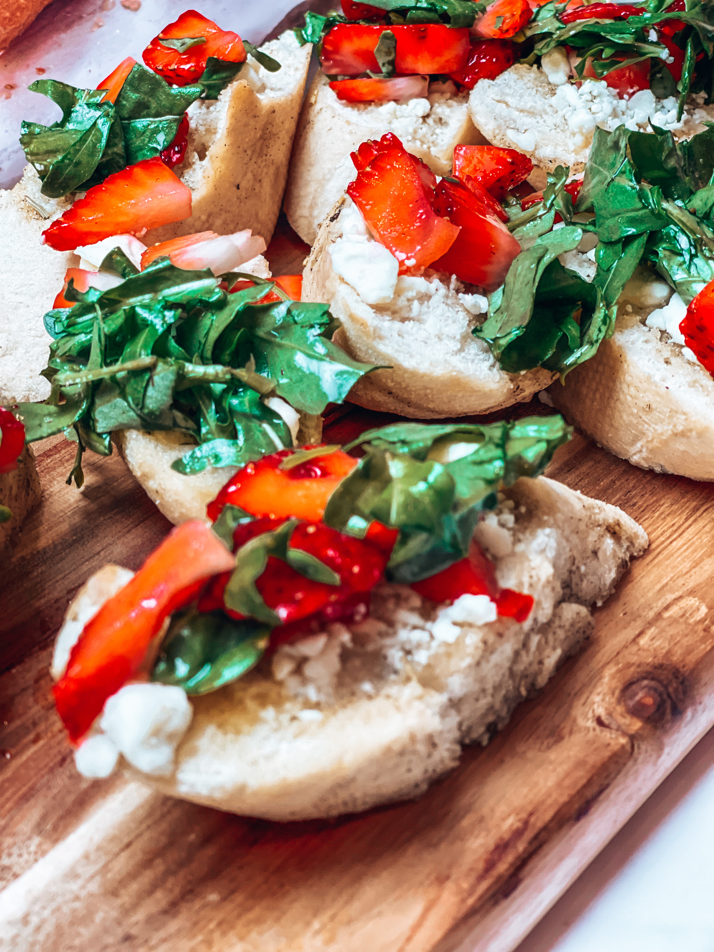 10 Minute Strawberry Bruschetta